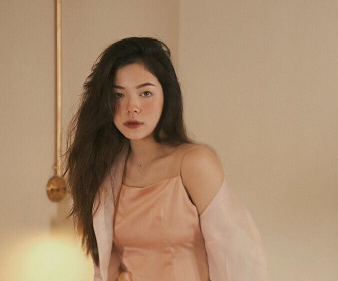 Na Cục Pin tên thật là Phạm Lâm Thúy Huỳnh là hot girl Việt khá nổi tiếng trên Instagram Việt với nhan sắc và thần thái ấn tượng.