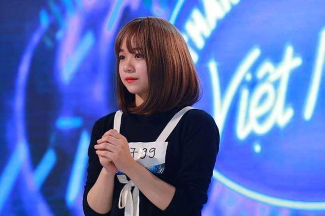 Thậm chí, nhiều dân mạng cho rằng Thủy Tiên đang cố tình tạo sóng, thu hút dư luận bằng bộ ảnh táo bạo gây sốc này.