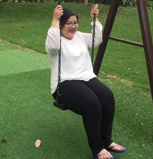 Gần đây, Lê Hải Vân (sinh năm 1996, TP.HCM) khiến dân tình sốc nặng tước màn giảm cân ngoạn mục. Cụ thể, cô nàng đã giảm được 41kg trong vòng 1 năm từ 107kg xuống còn 66kg.