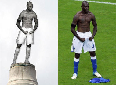 Cậu bé hư” Mario Balotelli (Liverpool) thì hâm mộ bản thân đến mức bỏ tiền ra tạc tượng chính mình để bày trong nhà để tự ngắm.