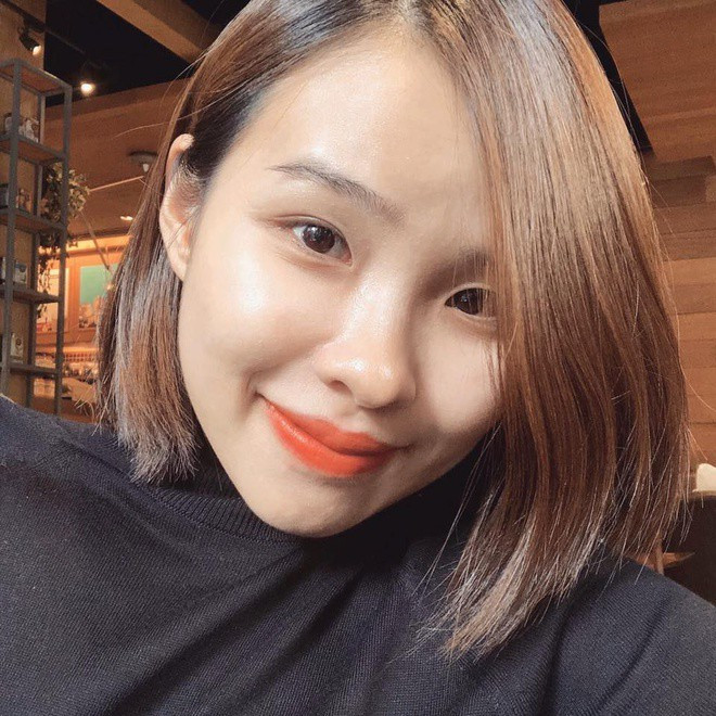 Giống như chồng sắp cưới, Viên Minh cũng có cuộc sống khá kín đáo, cô ít khi chia sẻ hình ảnh cá nhân trên mạng xã hội.