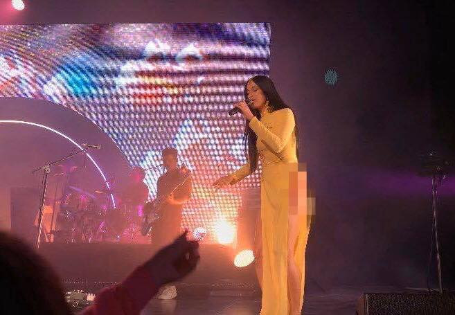 Lần gần đây nhất, Kacey Musgraves đã phát hành sản phẩm âm nhạc có tên Rainbow và cũng đã nhận được phản hồi rất tốt từ khán giả.