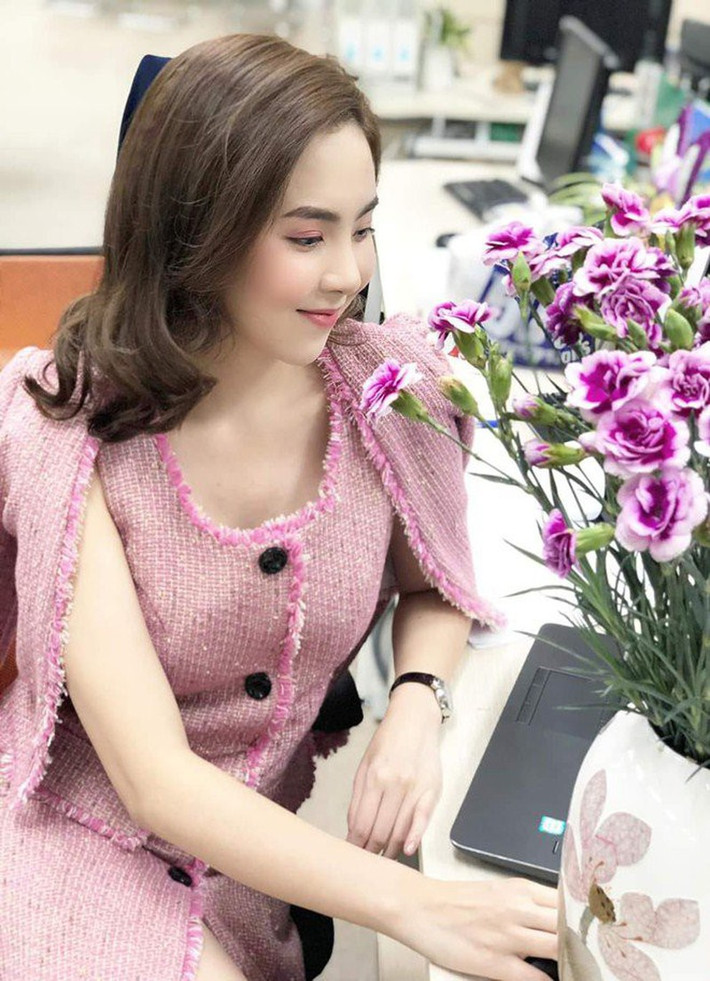 Mai Ngọc đã có chồng con nhưng vẫn giữ được vẻ đẹp rạng ngời.