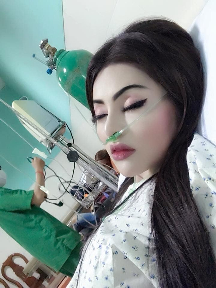 Nhiều người dùng những lời chỉ trích nặng nề cho hành động có phần hơi quá lố của cô nàng - Ảnh: Nguyễn Phúc Khải Du.