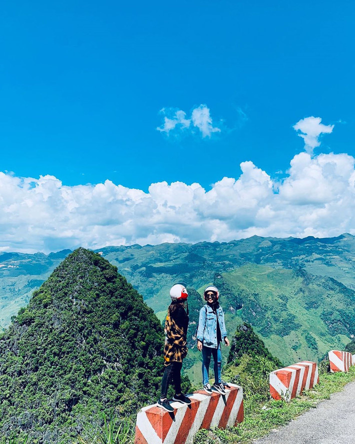 Cũng chính nhờ cảnh sắc thiên nhiên kì thú, đèo Mã Pì Lèng được mệnh danh là một trong "tứ đại đỉnh đèo" ở vùng núi phía Bắc.