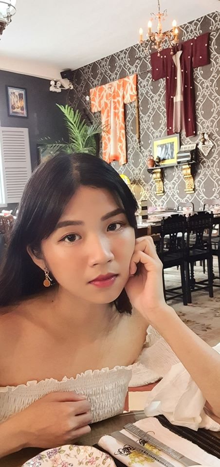 Sinh ra theo cách rất đặc biệt, nên ngay từ nhỏ cô gái sinh năm 1998 này thường xuyên được báo giới săn đón tìm hiểu.