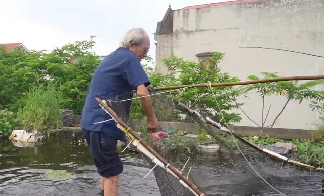 Ban đầu rất nhiều người thân cũng như bạn bè can ngăn ông, sợ nhà bị thấm, sập nhưng ông nói bản thân làm gì cũng có tính toán dựa trên khoa học chứ không phải làm liều.