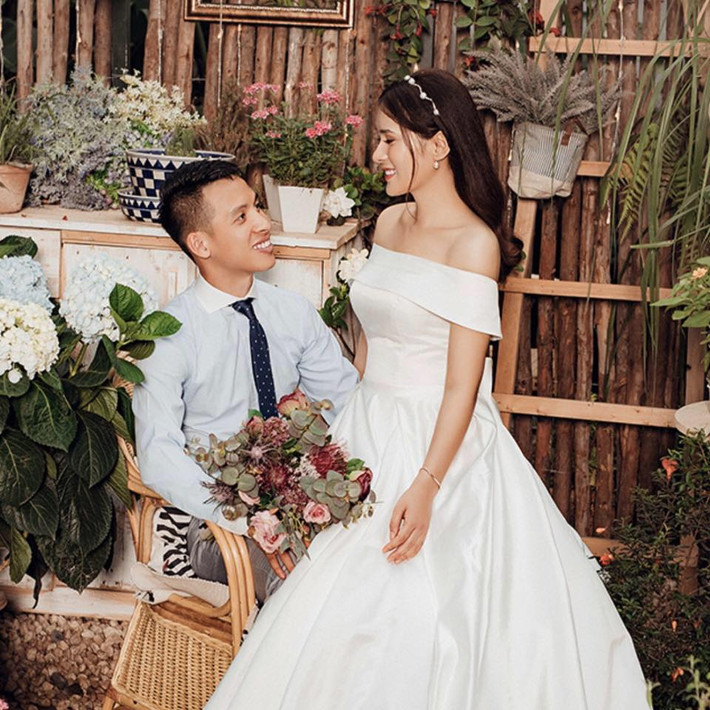 Lễ cưới của cặp đôi diễn ra vào năm ngoái thu hút sự quan tâm đặc biệt vì có sự góp mặt của HLV Park Hang-seo.