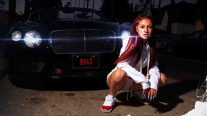 Ngay sau đó, “cash me outside girl” đã chứng minh một hiện tượng mạng có thể thành công đến mức nào khi ký hợp đồng trị giá hàng triệu USD với hãng Atlantic Records. Thậm chí, 10X còn được đề cử giải thưởng âm nhạc Billboard ở hạng mục nữ nghệ sĩ rap hàng đầu cùng 2 ngôi sao Nicki Minaj và Cardi B vào năm 2018, khi mới 15 tuổi. Ảnh: The Daily Beast.
