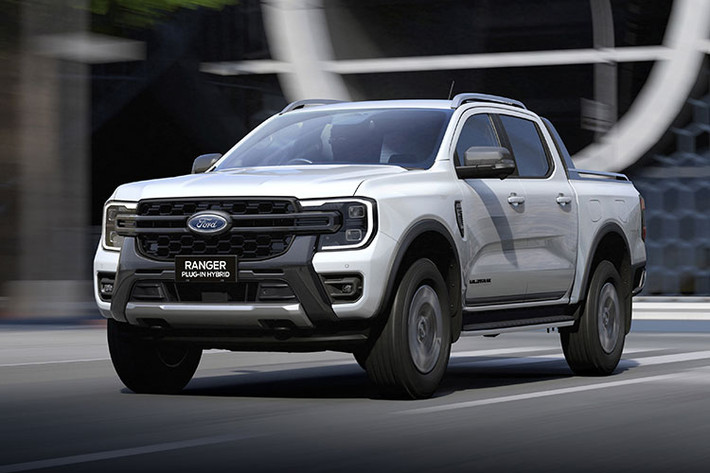 Ford Ranger PHEV 2025 sẽ bắt đầu lên dây chuyền sản xuất vào cuối năm sau và mở bán tại một số thị trường như Úc, Anh và châu Âu từ đầu năm 2025.
