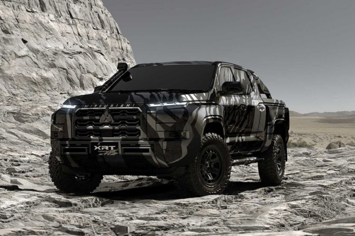Mitsubishi Triton 2024 được phát triển dựa trên Nissan Navara và sẽ chính thức ra mắt vào tháng 7 năm nay. Thông tin chi tiết về hệ truyền động không được công bố. Nhiều tin đồn cho rằng Triton thế hệ mới sẽ chuyển từ động cơ diesel 4N15 sang loại 4N16. Khối động cơ mới vẫn cho sức mạnh giống loại cũ, tuy nhiên sẽ có những tinh chỉnh về mức tiêu thụ nhiên liệu và cảm giác vận hành.