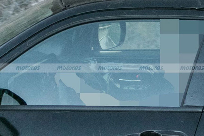 Suzuki đã xác nhận mẫu xe điện của họ thuộc phân khúc SUV cỡ B với kích thước tương đương như VinFast VF6 đang sắp ra mắt tại Việt Nam và Hyundai Kona EV. Dự kiến chiều dài của xe sẽ khoảng 4,3 m và chiều dài cơ sở 2,7 m. Điểm nổi bật của mẫu xe này là khung gầm dạng ván trượt, giúp tối ưu hóa không gian nội thất.