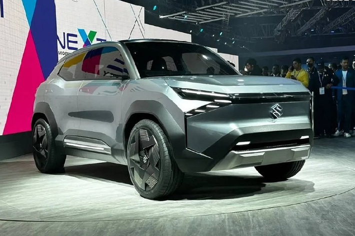 Đến nay, thời điểm trình làng của mẫu SUV điện Suzuki eVX toàn cầu này đã chính thức được hé lộ. Theo tạp chí Autocar, mẫu SUV điện mới này sẽ chính thức ra mắt vào tháng 10/2024. Giá bán của xe dự kiến cũng sẽ được công bố vào cùng thời điểm.