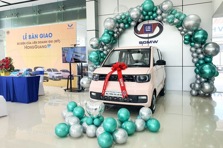 Dù là mẫu xe tiên phong mở đầu phân khúc xe điện mini tại Việt Nam nhưng HongGuang MiniEV lại mang mác xe Trung Quốc khiến nhiều người dùng khá e ngại khi xuống tiền.