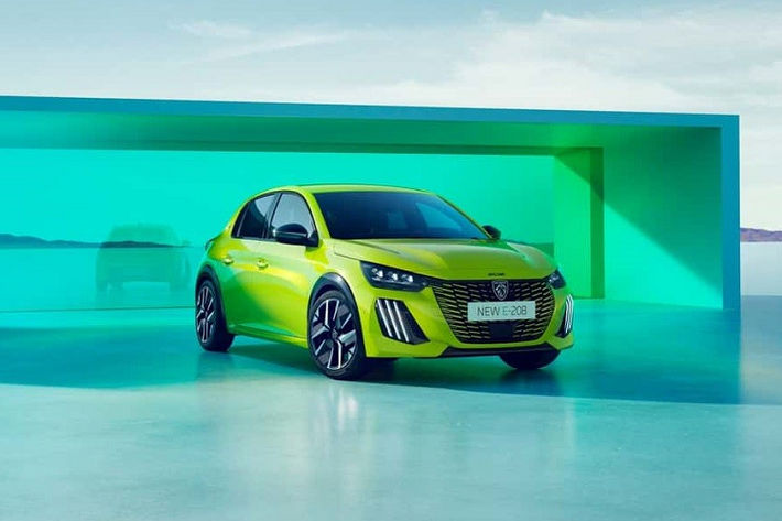 Trong năm 2022, Peugeot 208 chính là mẫu xe bán chạy nhất tại thị trường châu Âu, chấm dứt sự thống trị nhiều năm của Volkswagen Golf. Để duy trì sức hút của "gà đẻ trứng vàng", hãng đã vén màn phiên bản Peugeot 208 2024 nâng cấp giữa vòng đời ở thị trường lục địa già.