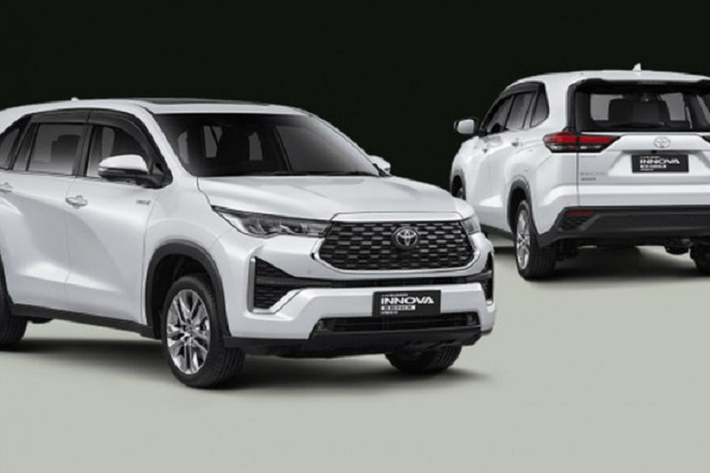 Toyota Innova 2023 bản cao cấp nhất sẽ được trang bị gói công nghệ an toàn Toyota Safety Sense (TSS) 3.0, bao gồm những tính năng như hệ thống cảnh báo tiền va chạm, kiểm soát hành trình thích ứng, cảnh báo lệch làn đường, hỗ trợ bám làn đường và đèn pha tự động. Ngoài ra, bản cao cấp còn có camera 360 độ và hệ thống cảnh báo điểm mù.