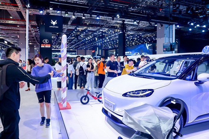 Đối với phạm vi hoạt động của Kaola là 500 km theo chu trình thử nghiệm CLTC của Trung Quốc. Chiếc MPV cỡ nhỏ ArcFox Kaola có thể sạ c ở tốc độ tối đa từ 30%-80%, trong thời gian 26 phút.