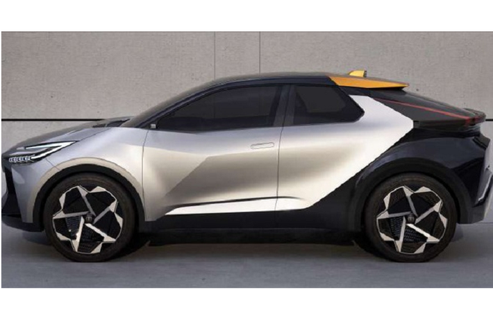 Hãng Toyota chỉ hé lộ xe sẽ được trang bị hệ truyền động hybrid và plug-in hybrid, trong khi đó bản mới nhất vừa chạy thử là dòng thuần điện. Khung gầm của Toyota C-HR Prologue được đồn đoán là loại TNGA-C giống Corolla Cross và Prius mới.