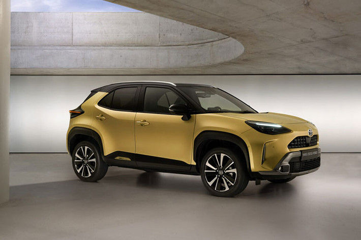Toyota mới đây đã gửi thư mời cho giới báo chí Indonesia tới một sự kiện ra mắt mẫu xe hoàn toàn mới vào ngày 15/5 tới đây. Trong thư, nhà sản xuất ôtô Nhật Bản không “điểm mặt chỉ tên” mẫu xe sắp ra mắt mà chỉ gọi đây là một "biểu tượng xe Toyota đô thị mới".