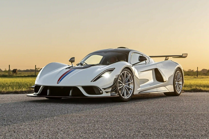 Hennessey Venom F5 Revolution 2023 mới là bản nâng cấp ấn tượng được dựa trên mẫu siêu xe Venom F5, vốn đã được ra mắt vào tháng 12/2020.
