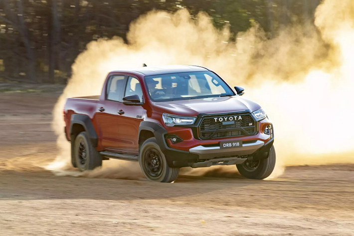 Giá xe Toyota Hilux GR Sport 2023 vẫn chưa được công bố, tuy nhiên sẽ cao hơn mức 47.324 USD của phiên bản Hilux Rogue. Xe sẽ được bàn giao vào nửa sau của năm 2023.