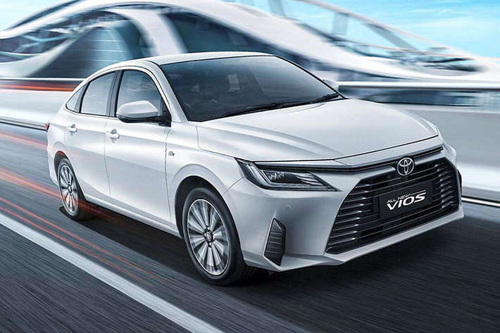 Toyota Vios 2023 Toyota Vios 2023 có lẽ là mẫu xe mới được nhiều người tiêu dùng tại Việt Nam chờ đợi nhất. Đây là mẫu sedan hạng B đã ra mắt ở thị trường Thái Lan vào hồi tháng 8 năm ngoái dưới cái tên Yaris Ativ.