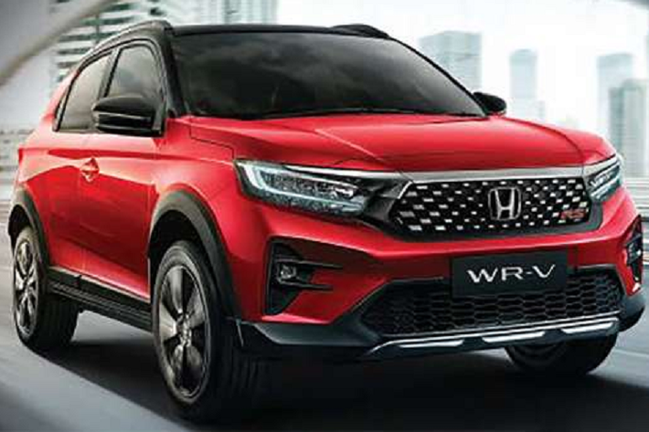 Đáng tiếc là mẫu SUV hạng A này không có phanh tay điện tử, tính năng tự động giữ phanh tạm thời và cửa gió điều hòa ở hàng ghế sau. Bù lại, Honda WR-V 2023 có trang bị an toàn khá đầy đủ với 6 túi khí, camera cập lề Honda LaneWatch và gói công nghệ an toàn chủ động Honda Sensing.
