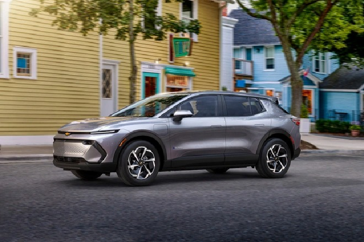 General Motors đang cố gắng tận dụng nguồn lực, nghiên cứu để giảm bớt chi phí sản xuất ôtô điện. Nhưng có lẽ, hãng sẽ phải mất một thời gian nữa mới có thể cân bằng được mức chi phí khi sản xuất xe điện và xe động cơ đốt trong.
