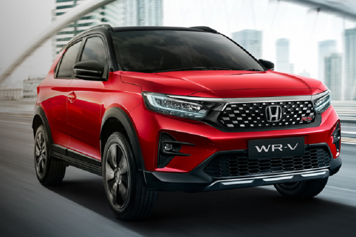Gói Honda Sensing trên WR-V bao gồm: phanh giảm thiểu va chạm CMBS, hỗ trợ giữ làn đường LKAS, giảm thiểu lệch làn đường RDM, đèn pha tự động, hệ thống kiểm soát hành trình thích ứng và cảnh báo khi phương tiện phía trước khởi hành.