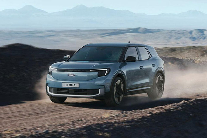 Các tính năng ADAS khác trên xe SUV Ford Explorer EV 2024 bao gồm: kiểm soát hành trình thích ứng thông minh với chức năng Stop & Go, hỗ trợ trước va chạm, Cảnh báo phương tiện cắt ngang với phanh chủ động, hỗ trợ đỗ xe chủ động 2.0,...