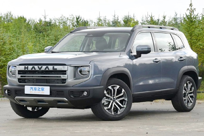 Haval Big Dog bản nâng cấp giữa vòng đời của Great Wall Motor có có tổng cộng 3 phiên bản. Mức giá xe Haval Big Dog 2023 dao động từ 123.900 đến 149.900 nhân dân tệ (tương đương 403 đến 487 triệu đồng).