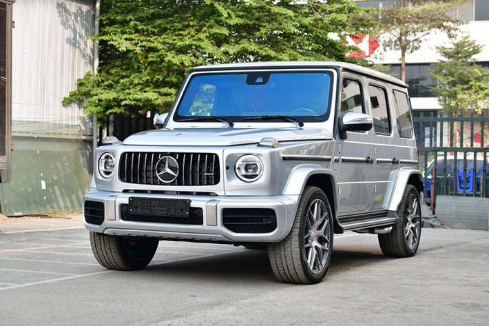Mercedes-Benz đã điều tra vấn đề này và phát hiện ra rằng dây nối trục trước có thể tiếp xúc với bộ làm mát dầu phụ, gây hư hỏng cho bộ phận này. Vào tháng 4/2022, hãng đã lắp một lớp vỏ bảo vệ mới cho những chiếc G-Class đang được chế tạo tại nhà máy của mình để bảo vệ chúng khỏi gặp sự cố.