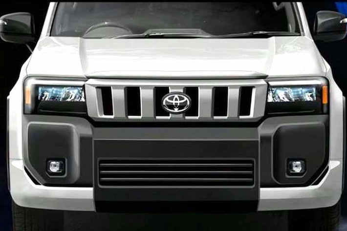 Tại đây, xe được trang bị lưới tản nhiệt và đèn pha đều được thiết kế hình chữ nhật. Đèn pha được đặt ngay phía trên 2 khe gió hẹp. Tiếp theo đó là ốp nhựa màu đen trên cản trước, bao quanh hốc gió trung tâm, và nắp ca-pô dập gân, tạo cảm giác khỏe khoắn cho mẫu xe nhà Toyota.
