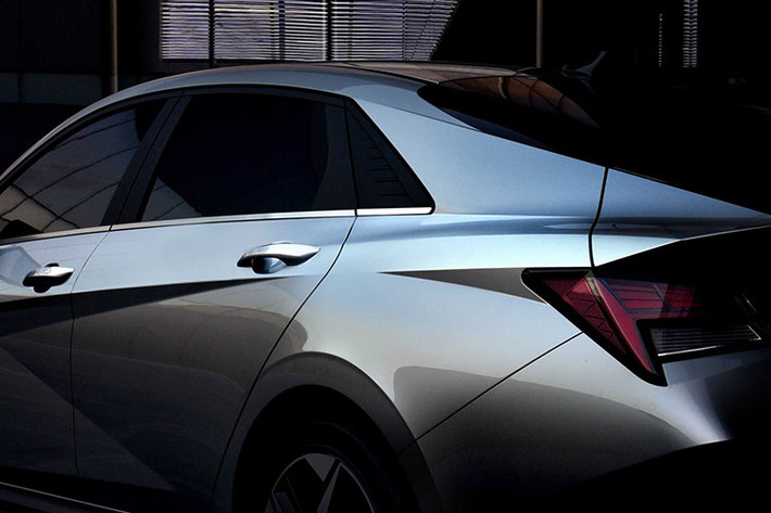 Thay đổi cuối cùng của Hyundai Elantra 2024 ở thị trường Hàn Quốc là phiên bản N Line. Theo đó, N Line sẽ được biến thành gói thiết kế dành cho mẫu xe này chứ không tách riêng thành một phiên bản như trước.
