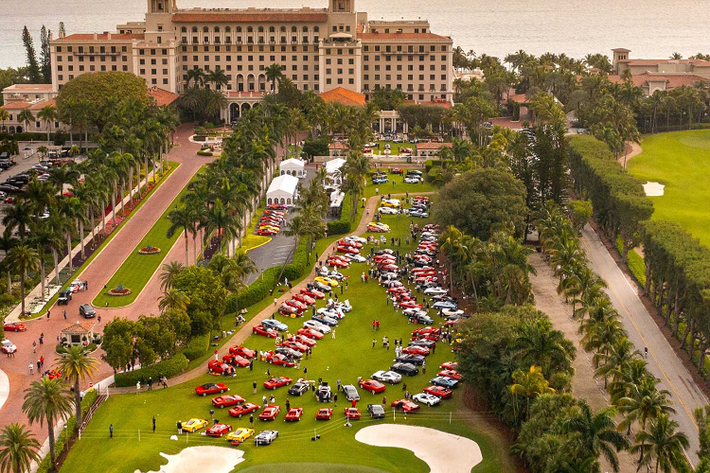 Do đó, Cavallino Classic Concorso d'Eleganza năm nay tại khách sạn The Breakers là một cơ hội hiếm có để những người mê xe có thể chiêm ngưỡng những chiếc xe đua đặc biệt này cùng nhau ở một địa điểm, từ đây phô diễn vẻ đẹp trước ban giám khảo cũng như khán giả trong hạng mục Le Mans dành riêng.