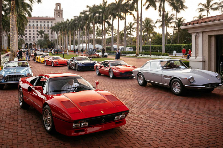 Trong khuôn khổ triển lãm Palm Beach Cavallino Classic Concorso d'Eleganza 2023, sự kiện chứng kiến sự xuất hiện của rất nhiều mẫu xe Ferrari từ mọi thời đại trong lịch sử lâu đời của thương hiệu.
