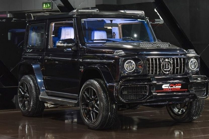 Từ khi ra mắt vào năm 2018, Suzuki Jimny thế hệ thứ 4 đã trở thành niềm cảm hứng cho các hãng độ nhờ ngoại hình vuông vức, cổ điển giống với Mercedes-Benz G-Class.