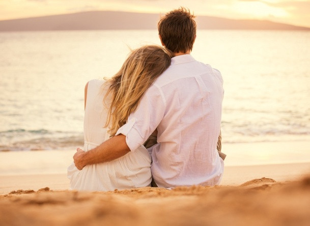 27 tuổi, gặp người đàn ông trong mộng. Một phụ nữ có thể trải qua trung bình 4 cuộc tình trước khi gặp được đối tượng phù hợp để "tính chuyện lâu dài". Ảnh minh họa: smoosee.com.