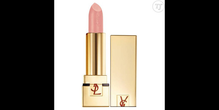 Tông màu hồng nude sang trọng của hãng thời trang Yves Saint Laurent. Nguồn: terrafemina.com.