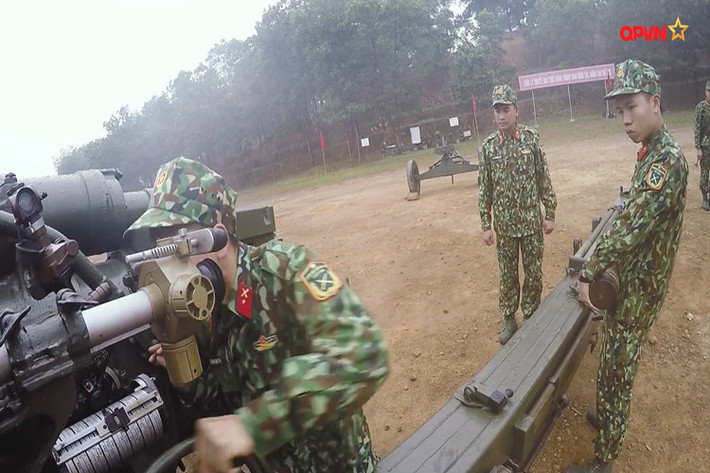 Ngay cả trong cuộc chiến tranh Việt Nam, nơi mà bộ đội Việt Nam sử dụng thành công M46 áp chế pháo binh Mỹ-VNCH trong nhiều trận đánh nhưng cũng chưa có trường hợp ta hạ nòng diệt xe tăng. Hay nói đúng hơn là chưa có tình huống buộc chúng ta phải hạ nòng “vua pháo kéo” 130mm bắn thẳng. Nguồn ảnh: Kênh QPVN