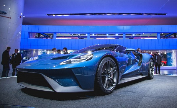 Ford GT đã sẵn sàng để đi vào sản xuất. Tuy nhiên trên thực tế, công việc phát triển dòng xe này mới chỉ diễn ra trong một năm. Điều đó nói lên tốc độ chóng mặt của ngành công nghiệp xe hơi hiện tại.