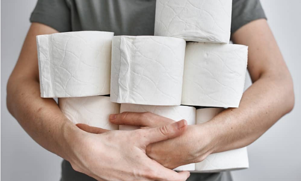 Thực tế, người đại tiện khó vào mùa đông đa phần là do kinh mạch ruột già bị tắc nghẽn. Để cải thiện, bạn nên học cách khai thông kinh lạc ruột già để tăng cường nhu động ruột.