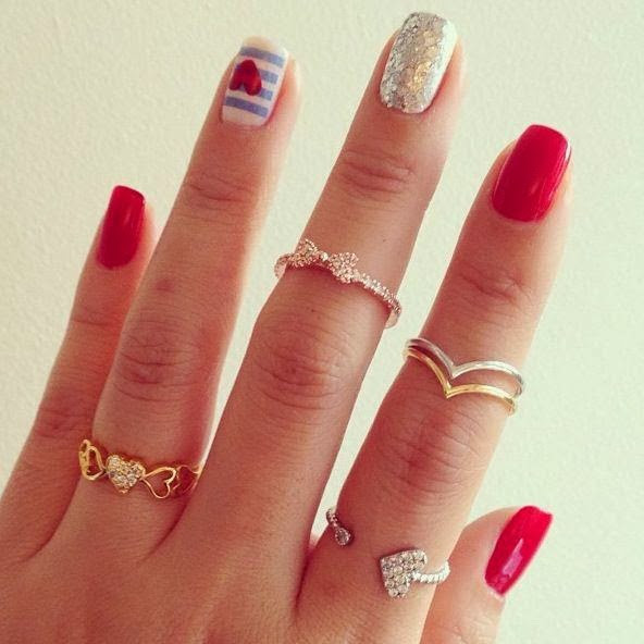 Trào lưu đeo nhẫn đốt ngón tay hay còn gọi là Knuckle ring hoặc Midi ring.