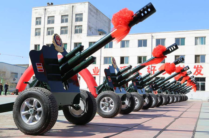 Chinadaily cho hay, 12 khẩu pháo đầu tiên này sẽ dùng để bắn chào mừng các vị khách tới tham dự Lễ kỷ niệm 70 năm Quân Giải phóng Nhân dân Trung Quốc chiến thắng phát xít Nhật dự kiến được tổ chức vào ngày 3/9/2015.