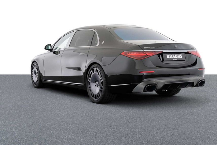 Nhờ công suất tăng, Barbus 600 Masterpiece tăng tốc từ 0-100 km/h trong 4,5 giây, nhanh hơn 0,3 giây so với S580 và ngang ngửa với Mercedes-Maybach S680 dùng động cơ V12.