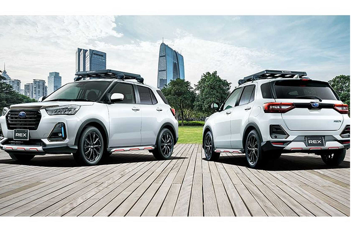 Ghế của xe được bọc bằng chất liệu nỉ màu đen. Ở bản cao cấp, hàng ghế trước sẽ có tính năng sưởi. Dưới ghế phụ lái còn có thêm ngăn chứa đồ. Không thua kém Toyota Raize, Subaru REX 2023 cũng có nhiều tính năng an toàn thông minh. Tuy nhiên, gói công nghệ an toàn chủ động của mẫu SUV hạng A này được gọi bằng cái tên Smart Assist thay vì EyeSight như các xe Subaru khác.
