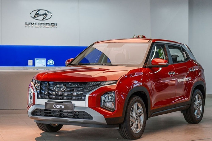 Hyundai Creta 2022 mới được TC Motor điều chỉnh tăng giá bán lẻ đề xuất nhiều nhất tới 20 triệu đồng ở cuối tháng 10 vừa qua nhưng ở thời điểm hiện tại lại có khuyến mãi giảm giá khá sâu tại đại lý.