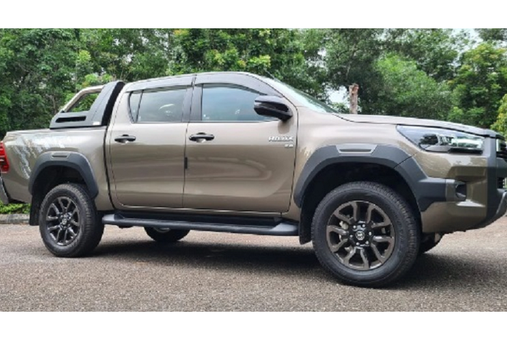 Việc sử dụng chung khung gầm với Land Cruiser 300 và Tundra Bắc Mỹ như đồn đoán cho phép xe sẽ dễ dàng hybrid và điện hóa hơn trong tương lai.