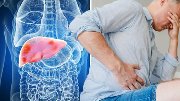 Để nhận biết dấu hiệu gan có vấn đề, chuyên gia khuyên chú ý đến những thay đổi trên cơ thể, đặc biệt không nên bỏ qua dấu hiệu ba vị trí cơ thể “bốc mùi” dưới đây.