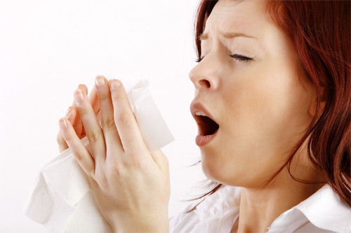 Tuy nhiên, một số người có dị ứng ngày càng nặng hơn, nên cần phải được điều trị theo chỉ định của bác sĩ.